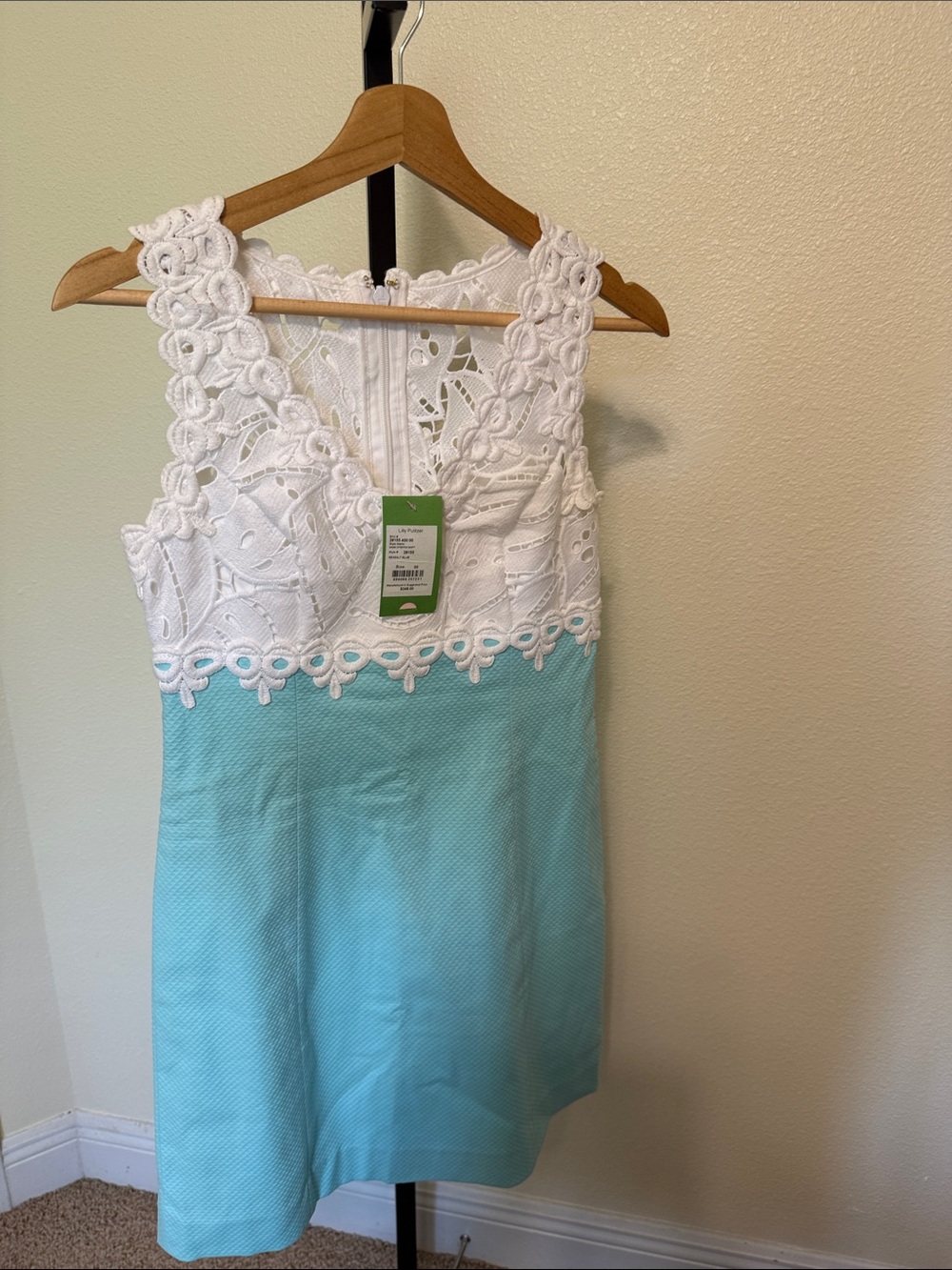 Lilly Pulitzer 💗White Crochet Bodice Aqua Dress